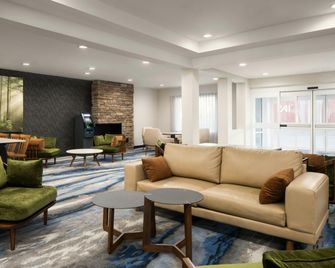 Fairfield Inn & Suites by Marriott Newark Liberty Int'l Airport - Newark - Lounge