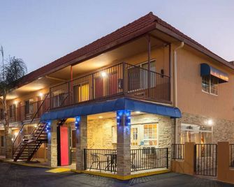 Travelodge by Wyndham El Cajon - El Cajon - Bygning