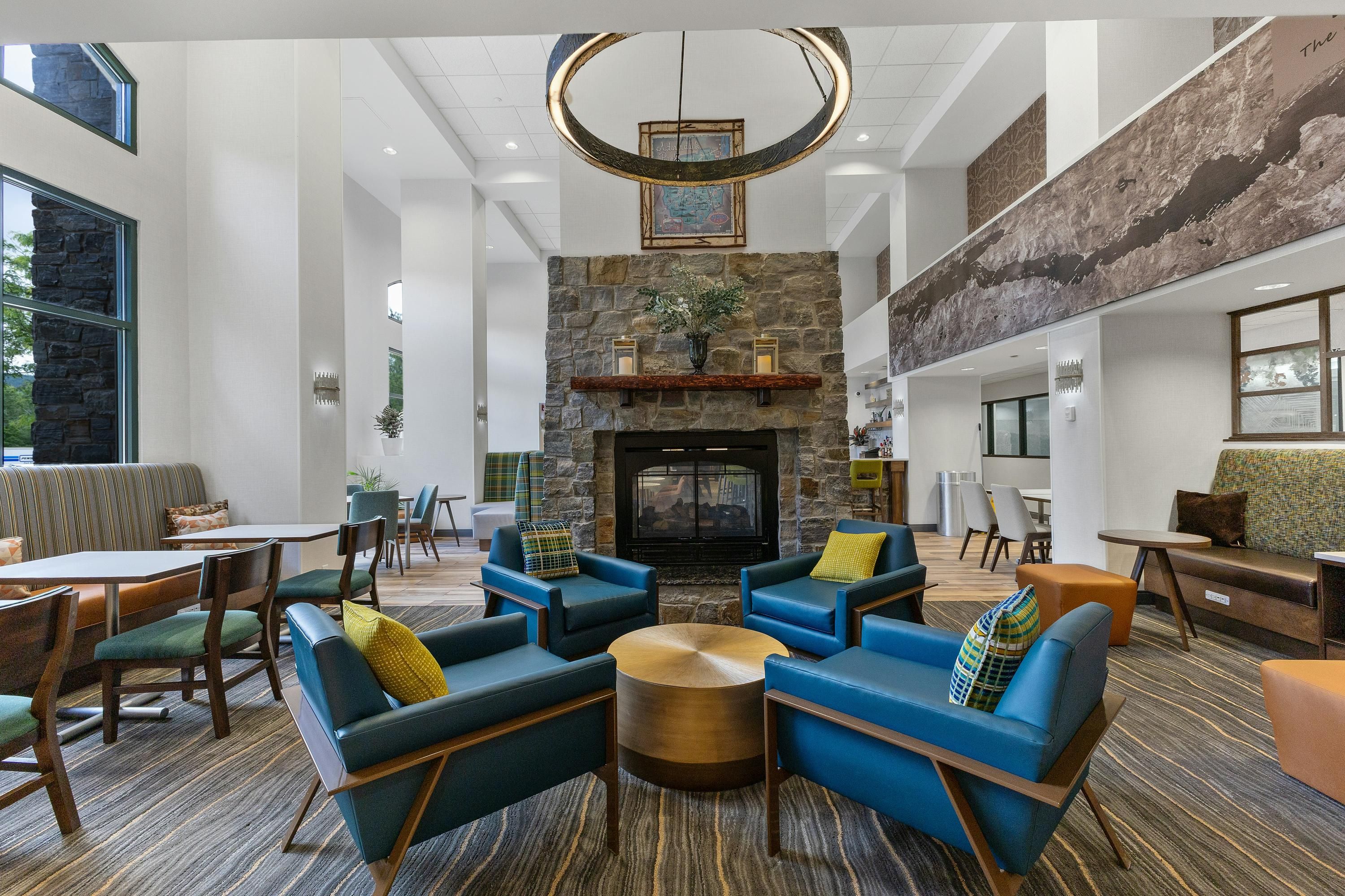 Hampton Inn & Suites Lake George - לייק ג'ורג' - טרקלין