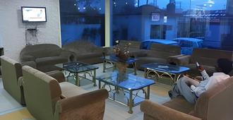 Tobo Syona Residency - Lucknow - Area lounge