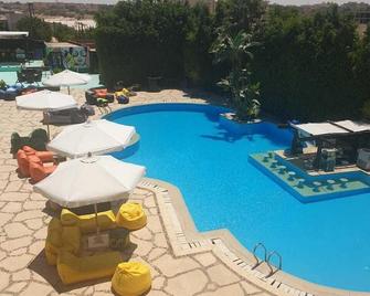 Siesta Marina Hotel - El Alamein - Bazén