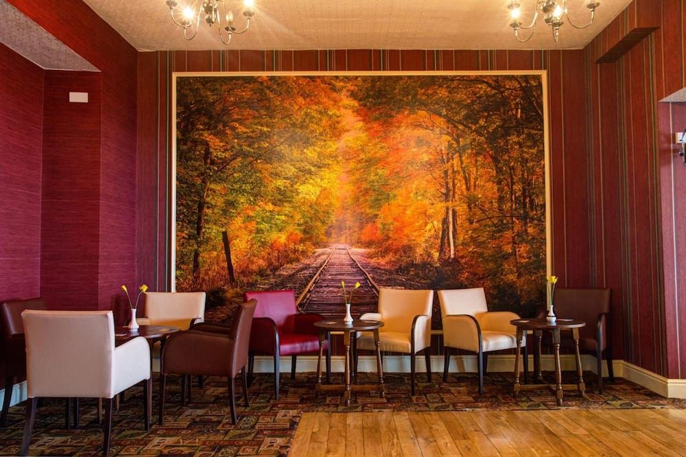 Chatsworth House Hotel - לאנדודנו