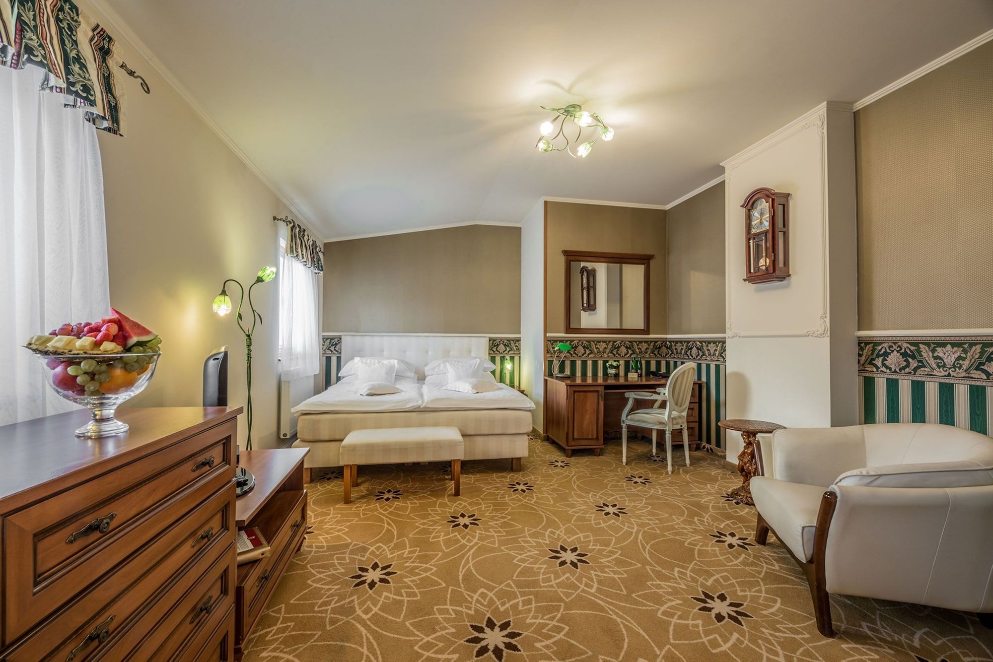 جولدن رويال بوتيك هوتل آند سبا - كوسيتش - غرفة نوم