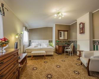 جولدن رويال بوتيك هوتل آند سبا - كوسيتش - غرفة نوم