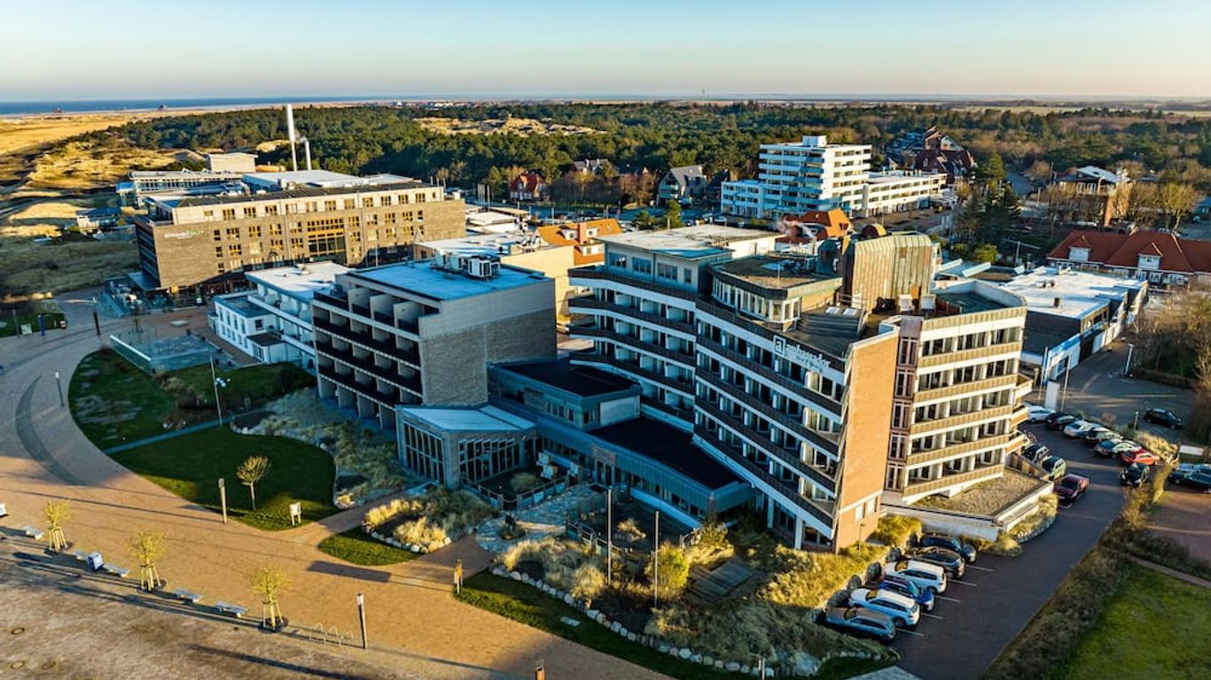 ambassador hotel & spa