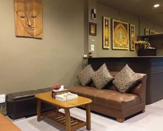 Naturbliss Boutique Residence - בנגקוק - סלון