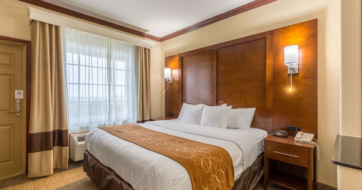 Comfort Suites Galveston à partir de 67 €. Hôtels à Galveston KAYAK