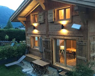 Chamonix Valley recent, cosy Granit chalet - Les Houches - Bâtiment