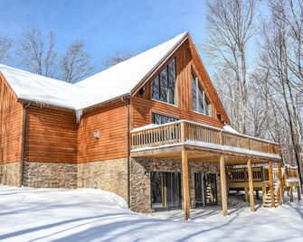 Maple Manor - McHenry - Edificio