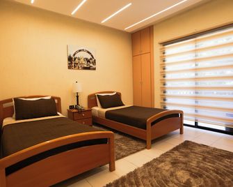 Hotel and Restaurant Shallalat Anjar - Anjar - Quarto