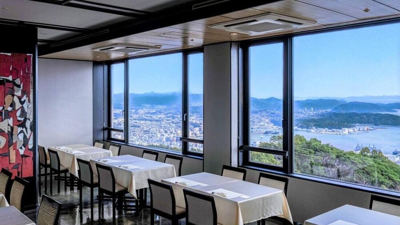 Yumihari-no-Oka Hotel
