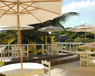 若奧費爾南德斯大廈旅館 - 布希奧斯 - 陽台