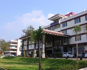 The Garden Asia Hotels and resorts - Bidadi - Building