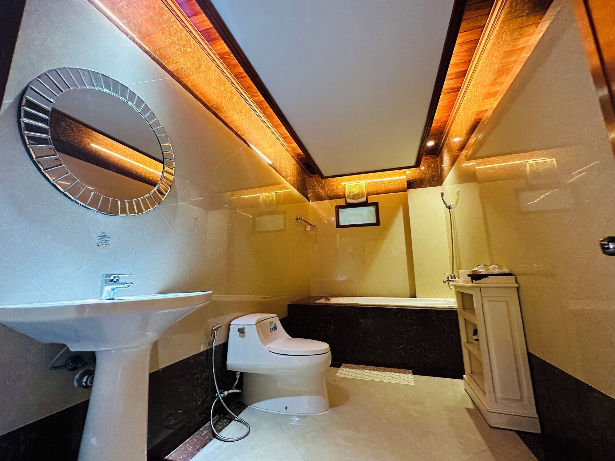 Villa Phonethip Mekong Riverside - לואנג פראבאנג