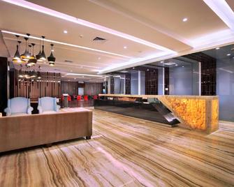 Horu Hotel Mangga Dua Square - Yakarta - Lobby