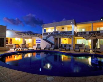 Carambola Hotel with Pool Access, Steps to Beach - Oistins - Pool