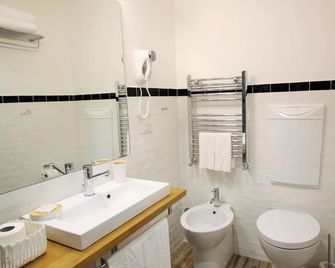 Athena Guest House - Rome