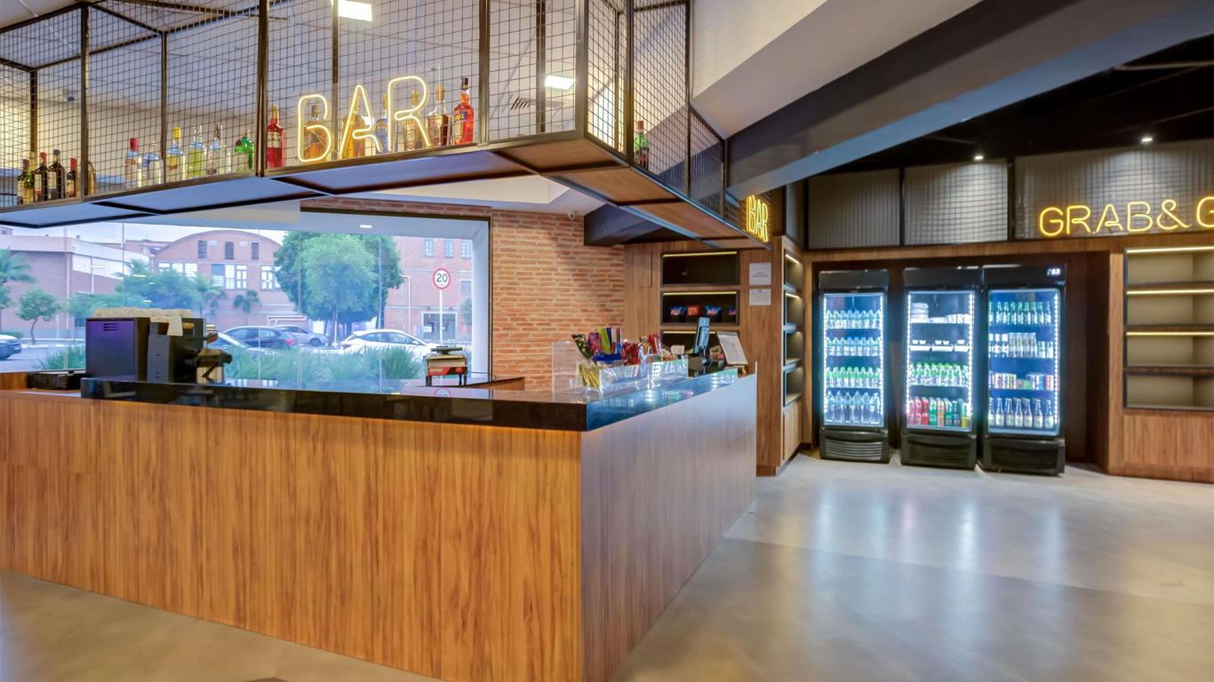 Ibis Budget Rio de Janeiro Nova America