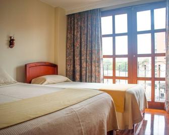 Hotel Dinastia Real - Duitama - Habitación