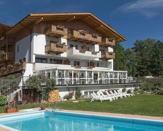 Naturhotel Edelweiss - Terento