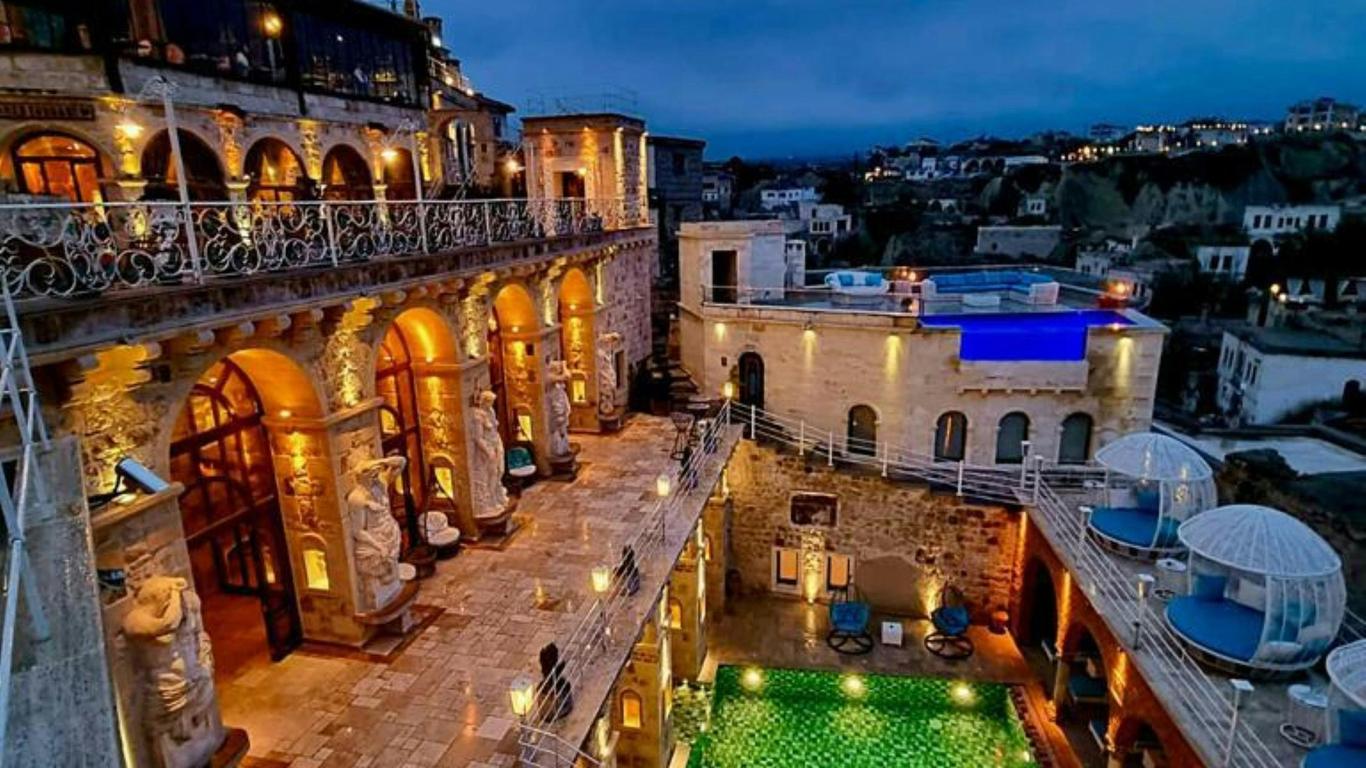 Elika Cave Suites & Spa