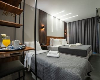 Argo Hotel Piraeus - Piraeus - Bedroom