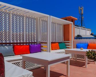 فندق ليه ماتين بلو - الصويرة - شرفة