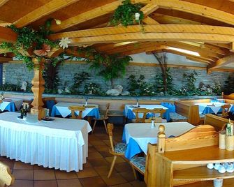 Hotel Chalet Olympia - Welsberg - Restaurant