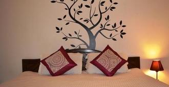 Vashishth Guest House - Rishikesh - Bedroom