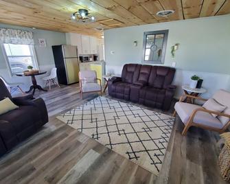 Pergola Place - Lake Access, 2 Bedroom, Sleeps 5, Pet Friendly - Brooklyn - Sala de estar