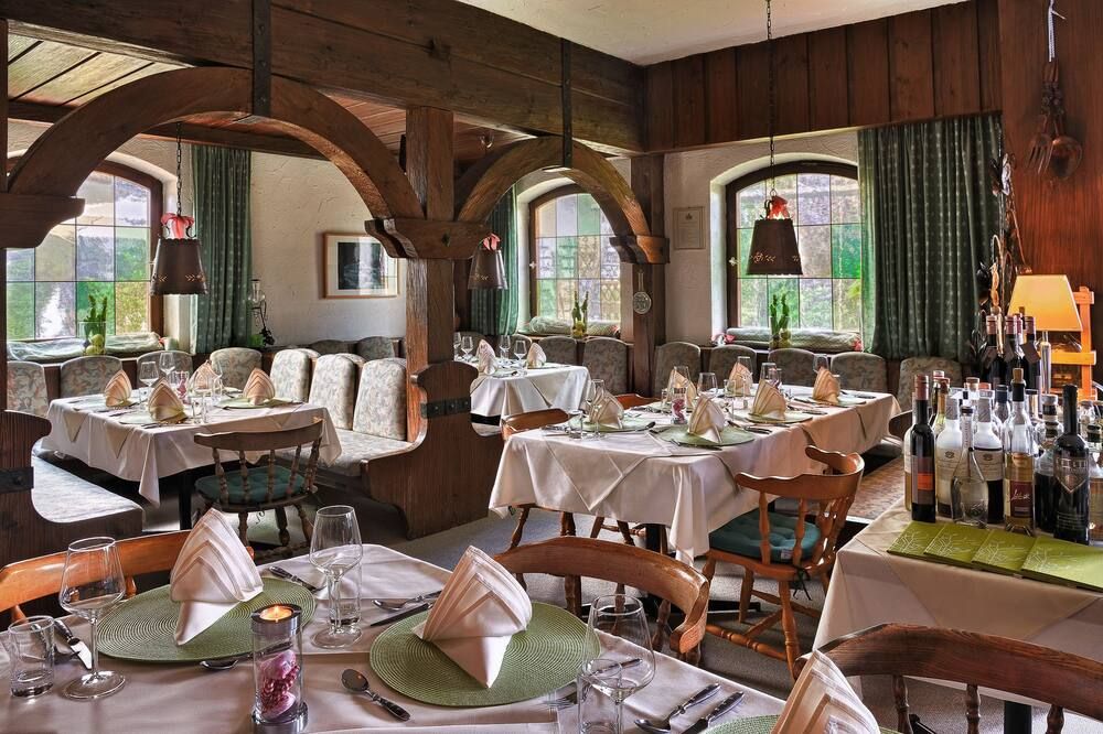Landhotel Binderhausl - אינצל - מסעדה
