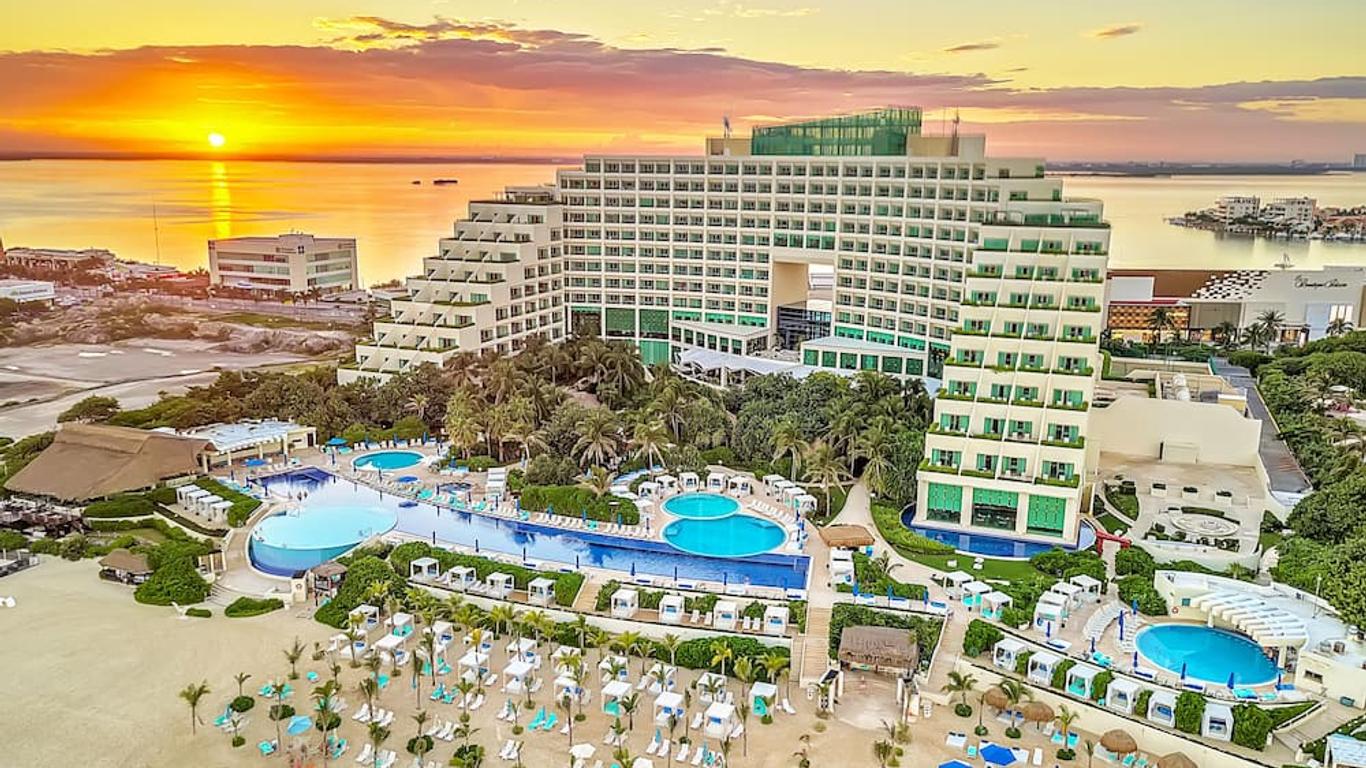 Live Aqua Beach Resort Cancun