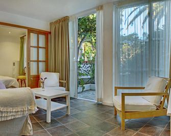 Apartamentos Adjovimar - Los Llanos de Aridane