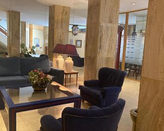 Hotel Condal - Salamanca - Ruang tamu