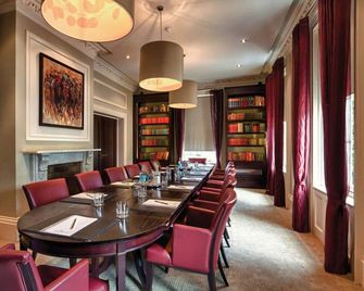 Bedford Lodge Hotel & Spa - Newmarket - Lounge