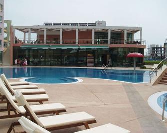 Pollo Resort - Sunny Beach - Pool