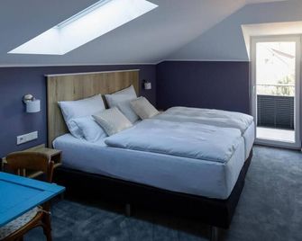 Hotel Brasserie Chaussee - Seeheim-Jugenheim - Спальня