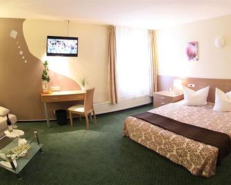 Hotel Jfm - Леррах - Спальня