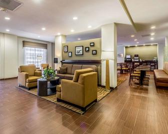 Sleep Inn and Suites Jourdanton - Pleasanton - Jourdanton - Lobby
