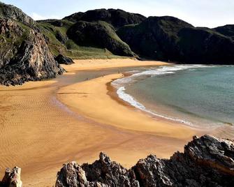 Hazelwood Lodge: Modern Bright & Spacious Bungalow with a Beautiful Valley View. - Letterkenny - Pláž