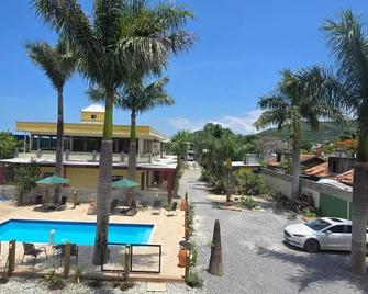 Hotel Barra da Ferrugem Eco Village - Garopaba - Piscina