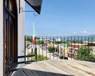 Hotel Carretas - Jalpan - Balcón