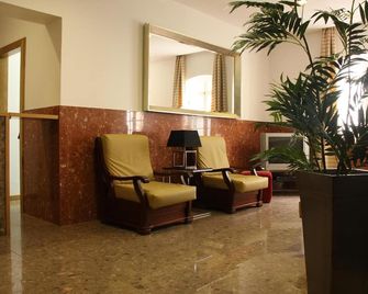 Hotel Zenite - Angra do Heroísmo - Lobby