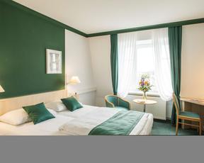 Hotellit Weimar Alk 41 Yo Etsi Ja Vertaa Halvat Tarjoukset Kayak Etsi Kayak Sivustolta Hotellit Weimar Alk 41 Yo Etsi Ja Vertaa Halvat Tarjoukset Kayak Etsi Kayak Sivustolta