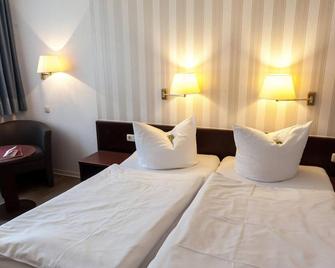 Hotel Anhalt - Köthen - Bedroom