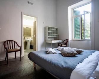 La Controra Hostel - Neapel - Schlafzimmer