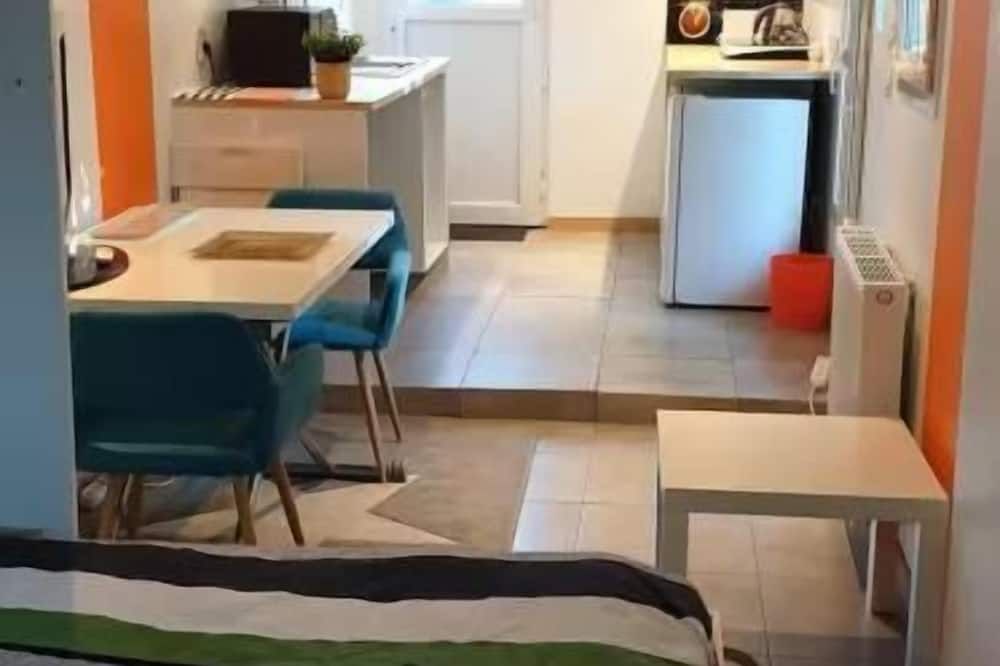 Petit studio avec terrasse - تولوز - غرفة طعام