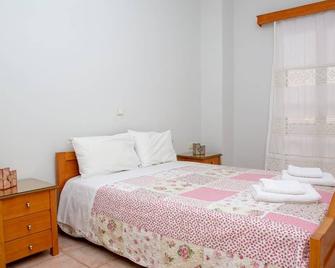 Two Bedroom Apartment - Naxos - Schlafzimmer