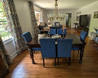 Clemson Newly Renovated- Quick Access To Patrick Square And Downtown, Stadium. - Clemson - Jídelna