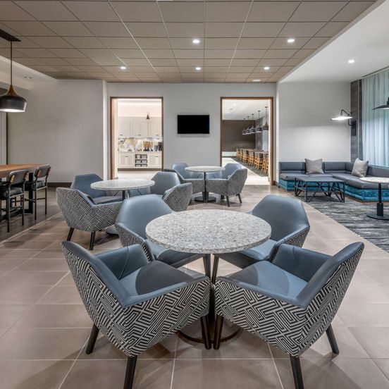 Lounge view of Hyatt Place San Jose Airport